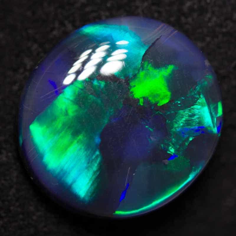 3.25 ct black opal 12x11x4mm - Image 4