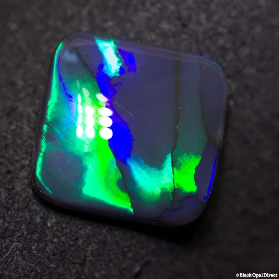 3.25 ct cushion cut black opal 11x11x3mm - Image 3