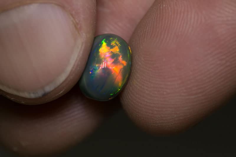 3.35ct gem black opal 10.5x8x6m m - Image 2