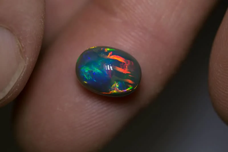 3.35ct gem black opal 10.5x8x6m m - Image 3