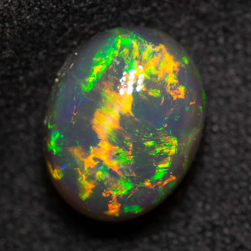 3.36 ct black opal 10.1x7.9x6.5mm - Image 2