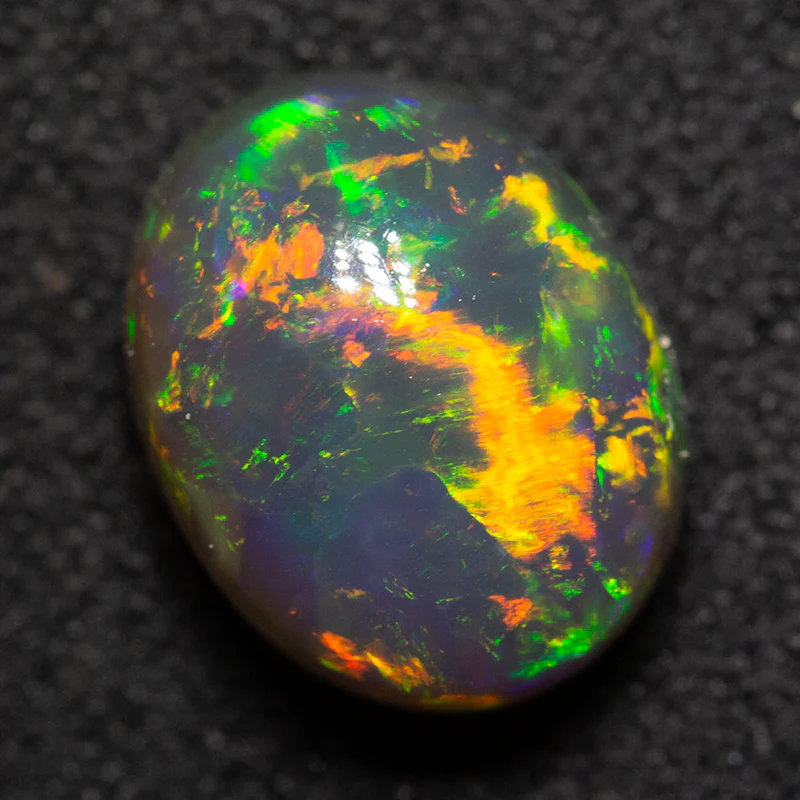 3.36 ct black opal 10.1x7.9x6.5mm - Image 3