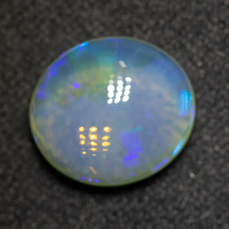 3.37 ct crystal opal 10.5x9.4x5.4mm - Image 2