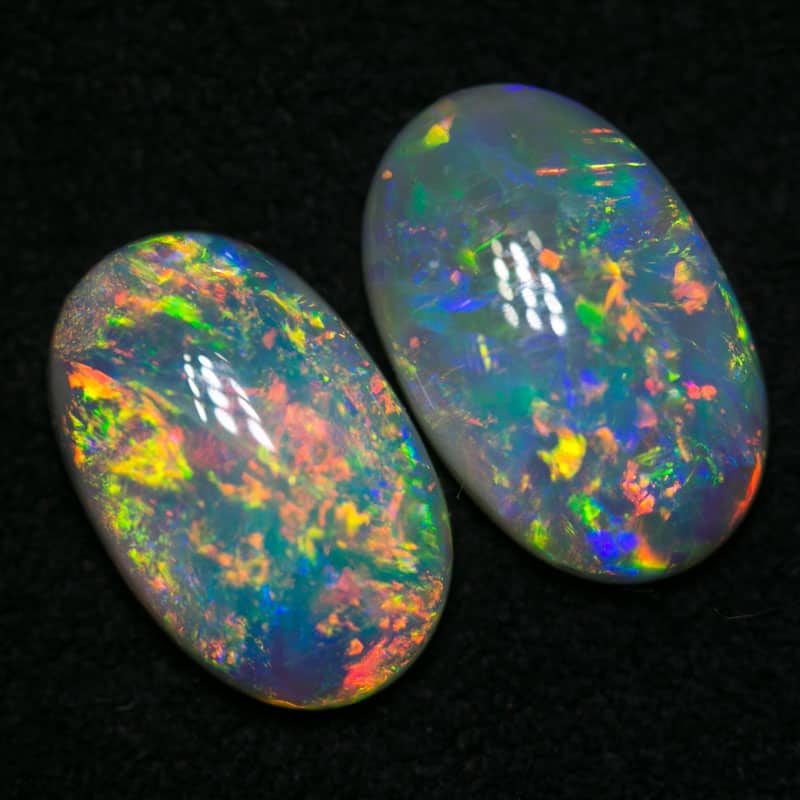 3.41 ct gem crystal opal pair 10.5x7x3mm - Image 2