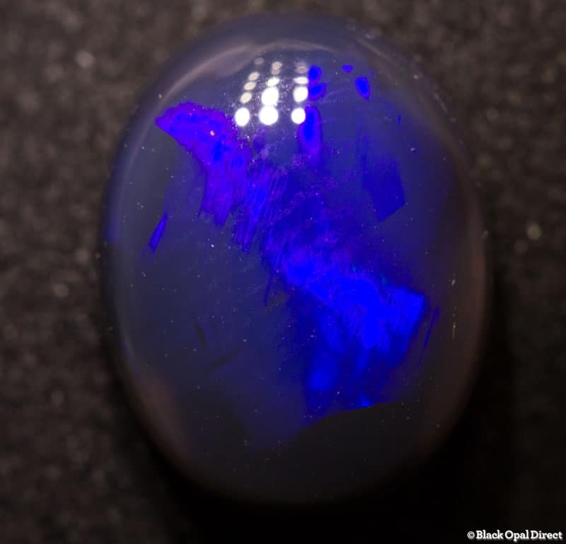3.42 ct black opal 11.5x9x5mm - Image 2