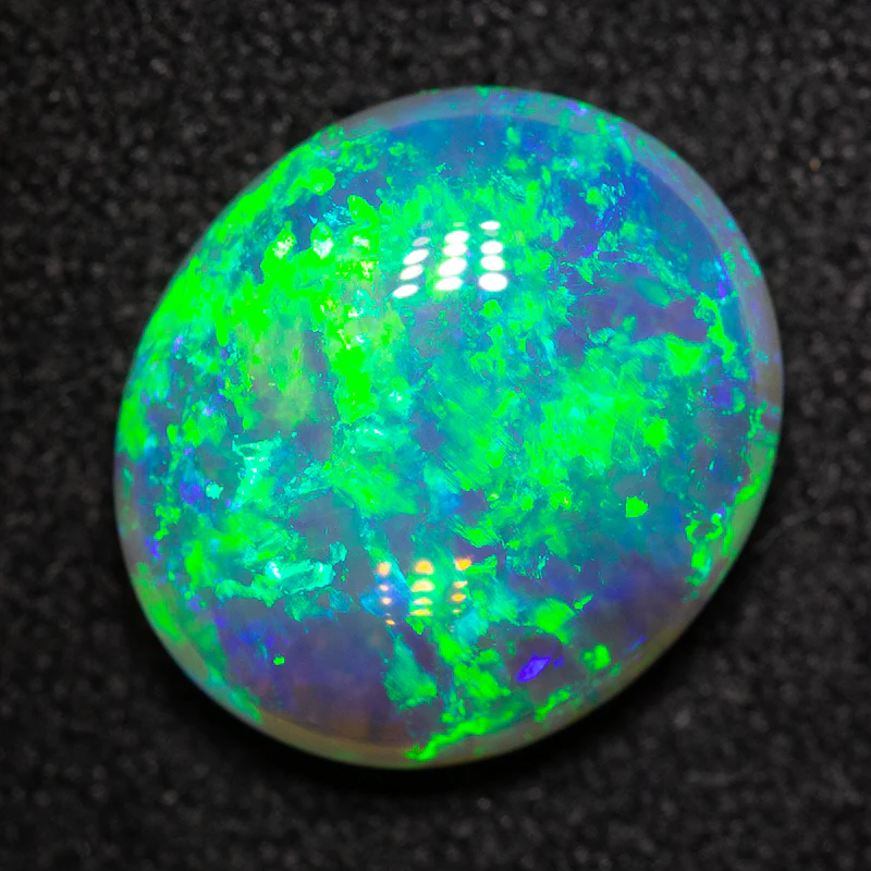 3.42 ct double-sided crystal opal 11.9x10.3x4.6mm - Image 3