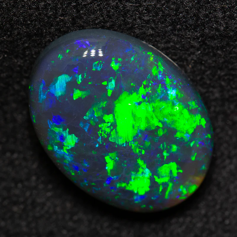 3.43 ct black opal 12.4x9.4x4.5mm - Image 2