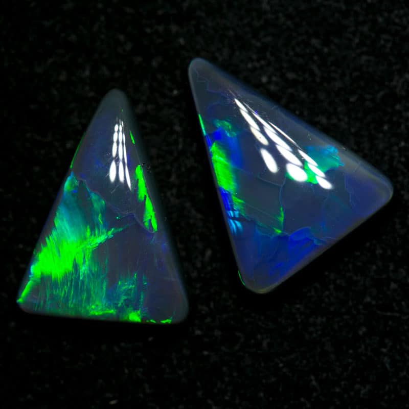 3.54 ct black opal pair 11x8x3.5mm - Image 2