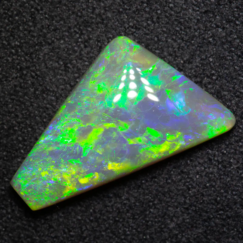 3.58 ct dark opal 15x11x4mm - Image 2