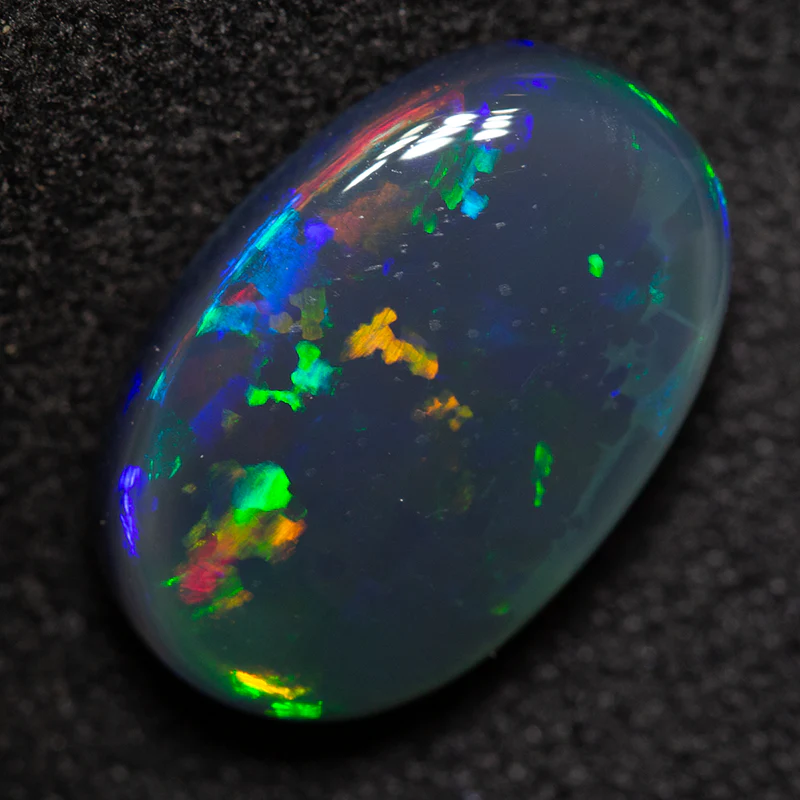 3.60 ct black opal 13.2x8.7x4.4mm - Image 2
