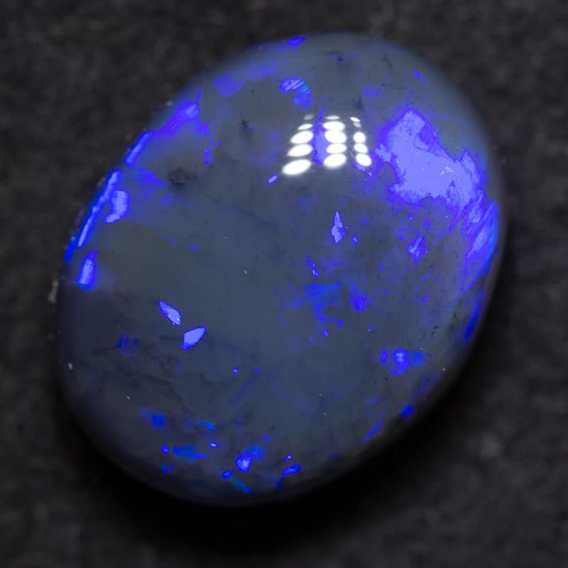 3.62 ct black opal 10x8.5x6mm - Image 2