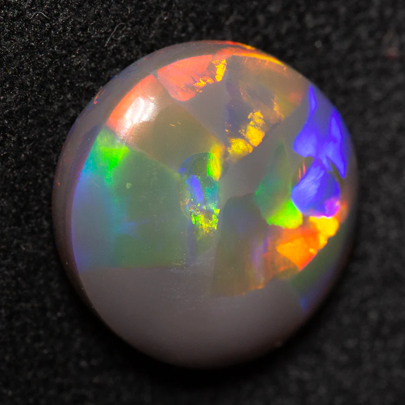 3.63 ct double-sided black opal 11.6x10.8x4.6mm - Image 3