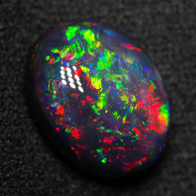 3.68 ct black opal 11.4x8.7x5.9mm - Image 3