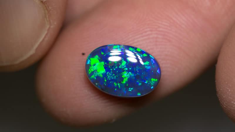3.70 ct black opal 12x8x5mm - Image 3