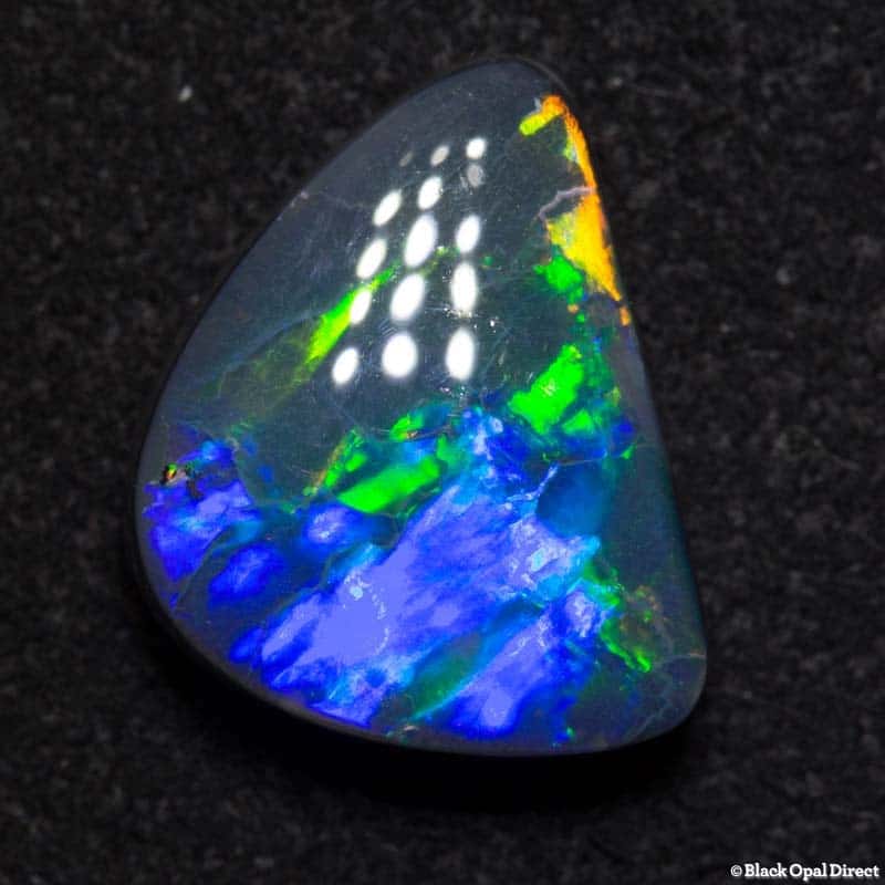 3.70 ct gem black opal 9.5x12x4.5mm - Image 4