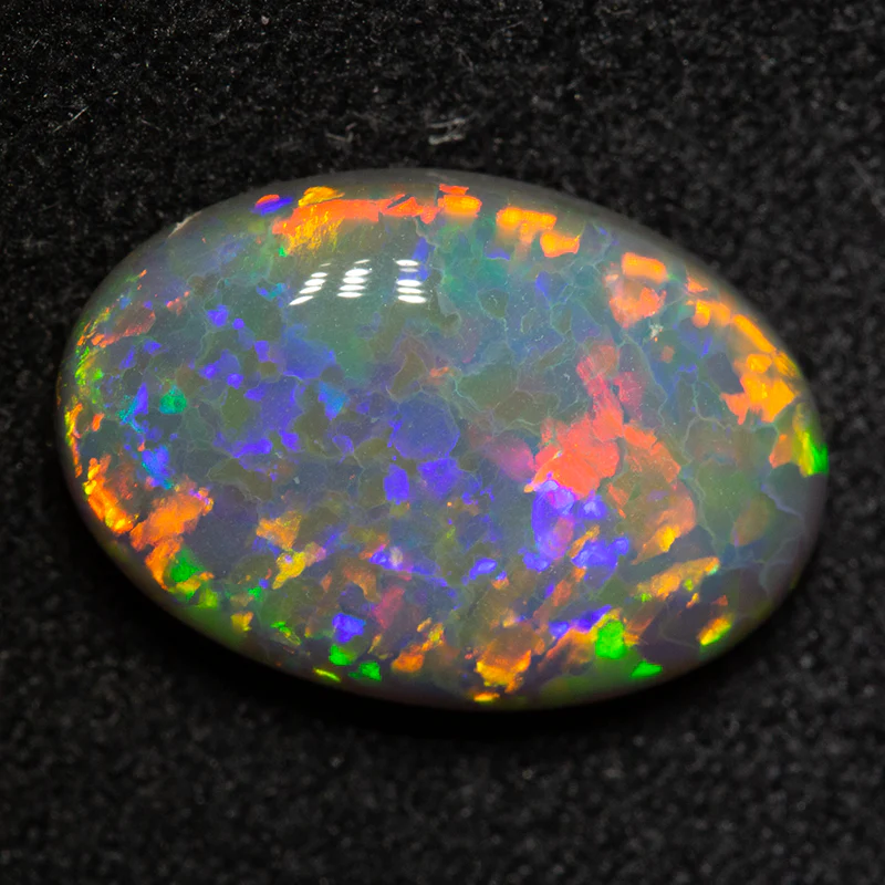 3.76 ct dark opal 13.6x9.3x4.8mm - Image 2