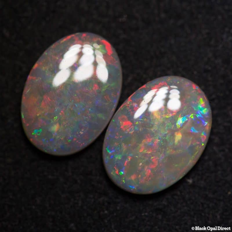 3.80 ct semi black opal pair 11x8mm - Image 3
