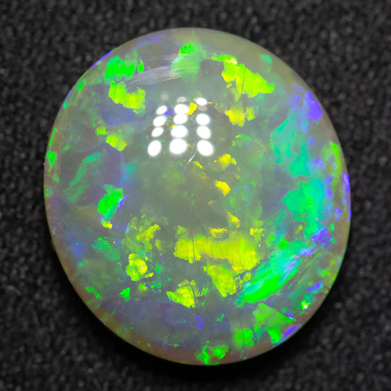 3.81 ct crystal opal 12.8x11.4x4.5mm - Image 2