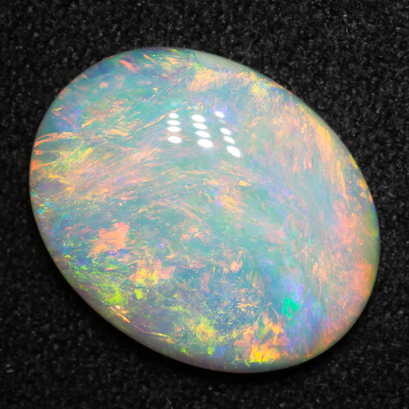 3.84 ct white opal 14.1x11.1x3.6mm - Image 2