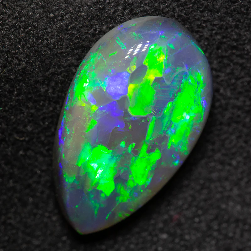 3.87 ct black opal 15x8.9x4.5mm - Image 3