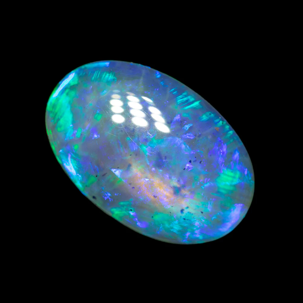 3.87 ct dark opal 13.6x8.9x4.7mm - Image 2