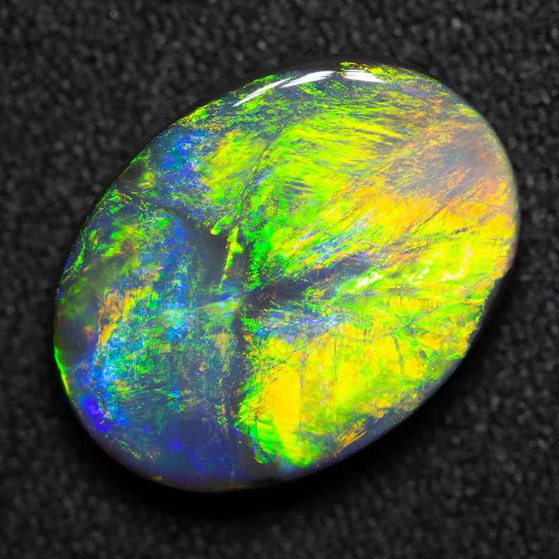 3.88 ct black opal 13.8x10.4x4mm - Image 3