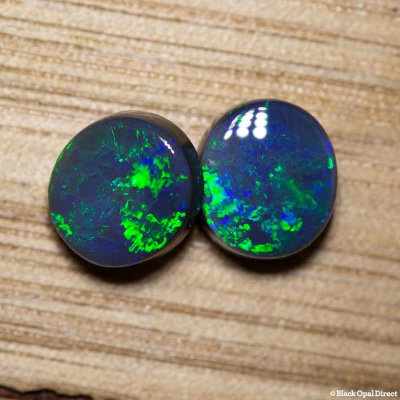 3.89 ct black opal gem pair 9x8x4mm Kevin - Image 4