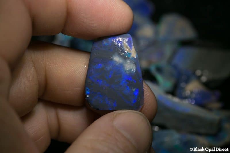 305 ct rough opal parcel for beginners - Image 2
