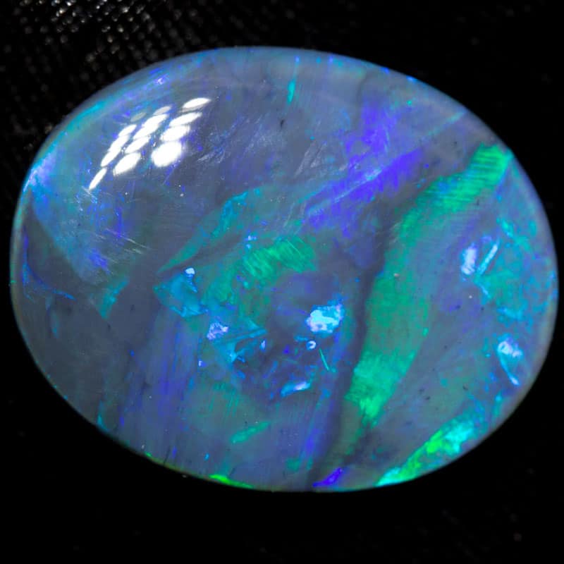 31.65 ct black opal 28.3x22.8x7.5mm - Image 2