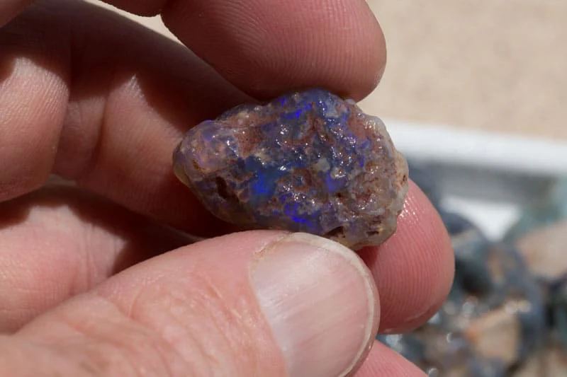 3200 ct rough opal parcel - Image 10