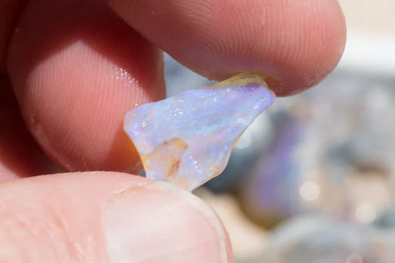3200 ct rough opal parcel - Image 3