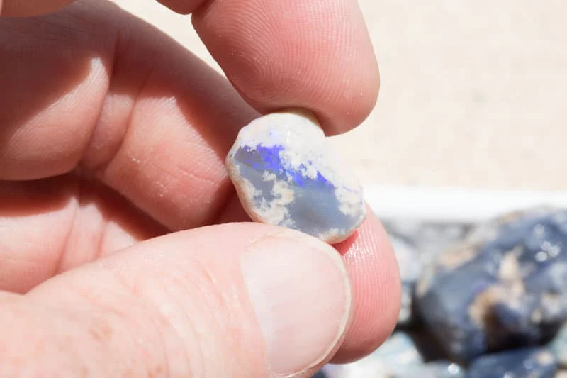 3200 ct rough opal parcel - Image 4