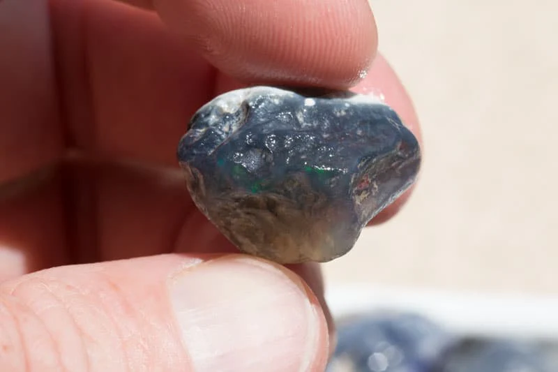 3200 ct rough opal parcel - Image 5
