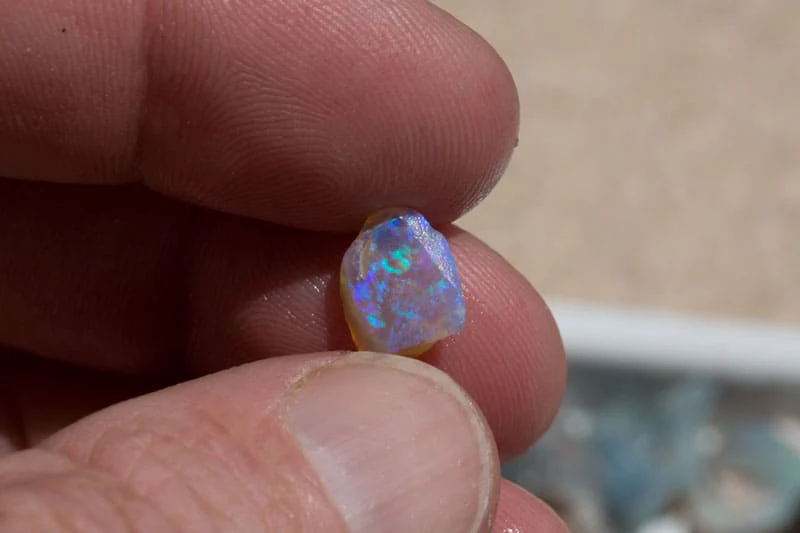 3200 ct rough opal parcel - Image 8