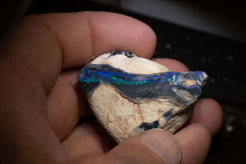 334 ct rough opal parcel 5 pieces - Image 2