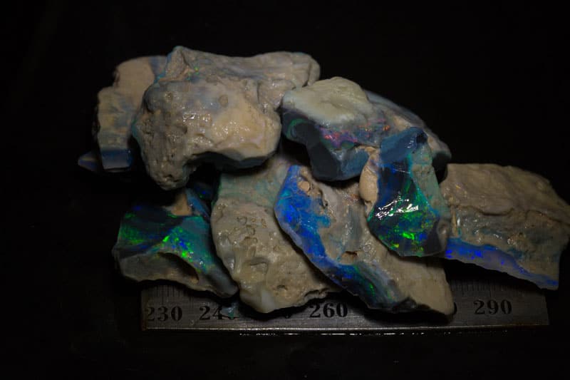340 ct rough opal parcel for advanced opal cutters - Image 2