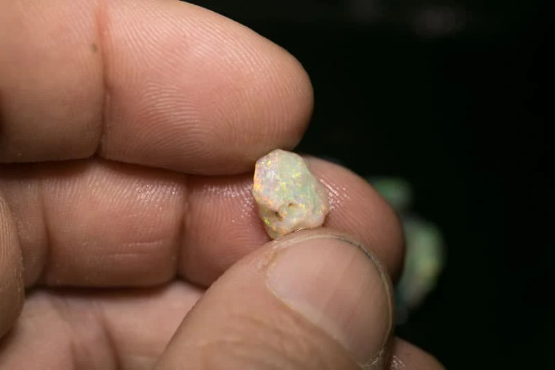 36 ct rough opal parcel 17 pc for the Intermediate opal cutter - Image 5