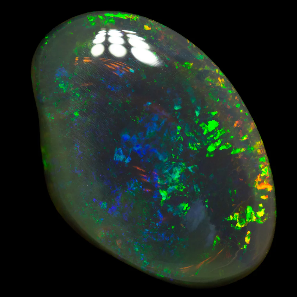 37.07 ct black crystal opal carving 33x22.1x10.5mm - Image 2