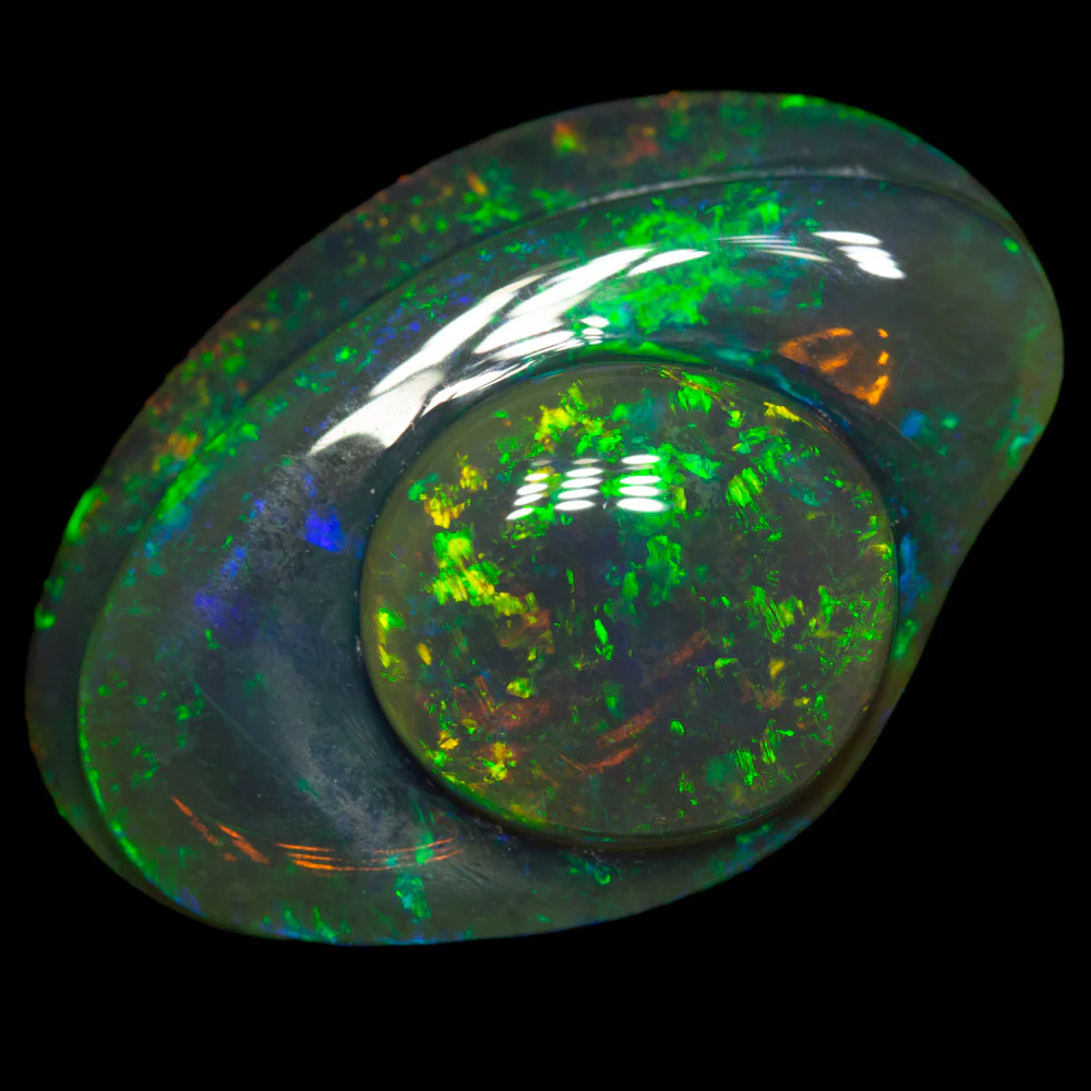 37.07 ct black crystal opal carving 33x22.1x10.5mm - Image 4