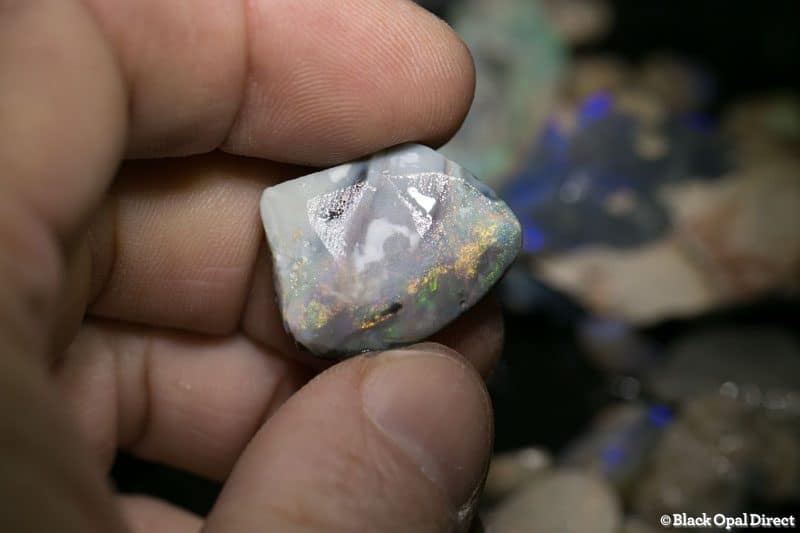371 ct rough opal parcel - Image 2