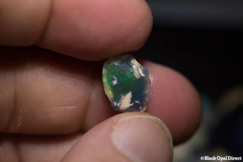 375 ct rough opal parcel for intermediate cutters - Image 4