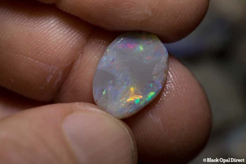 375 ct rough opal parcel for intermediate opal cutters - Image 4