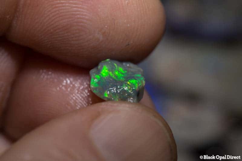 375 ct rough opal parcel for intermediate opal cutters - Image 6