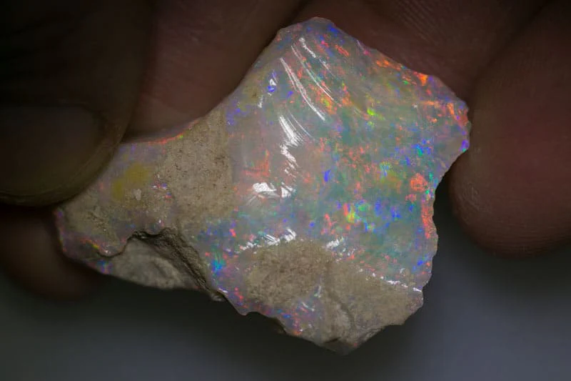38.81 ct rough white opal piece 42mm across - Image 2