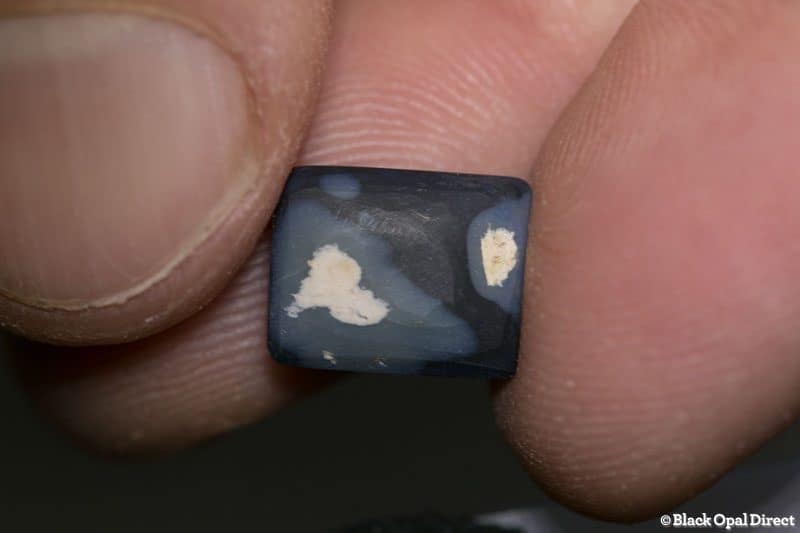 4.02 ct black opal cushion cut 11x9x5mm - Image 2