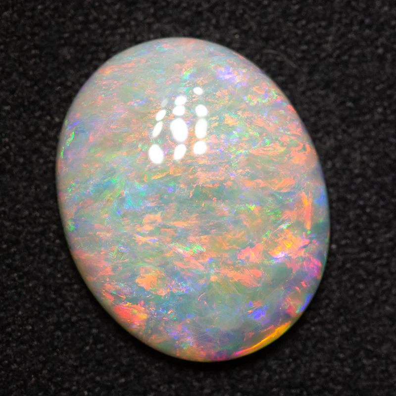4.02 ct white opal 14.4x11.6x3.5mm - Image 2
