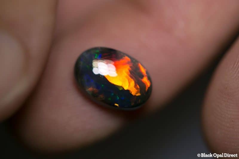 4.04 ct gem black opal 12x9.5x5mm - Image 3