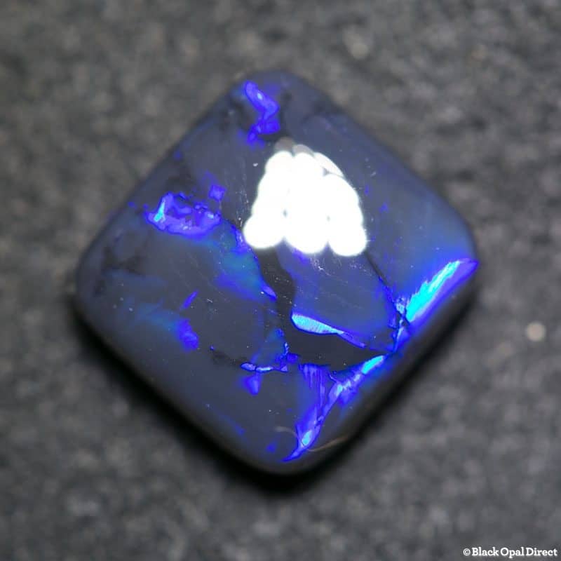 4.12 ct cushion cut black opal 10.5x10x5mm - Image 3