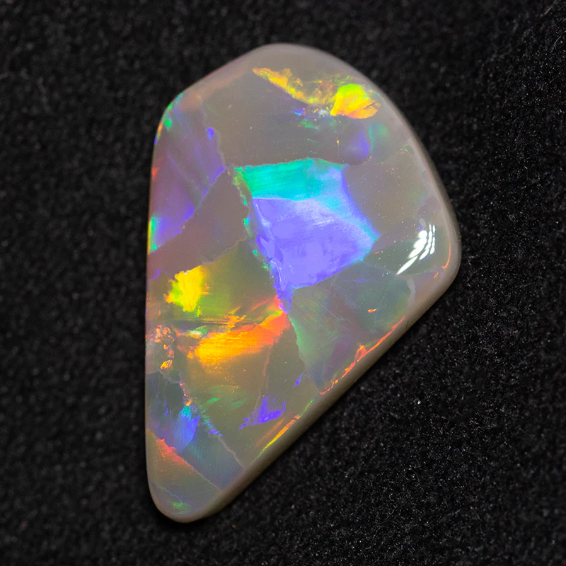 4.21 ct dark opal 17.7x11.4x3.6mm - Image 2
