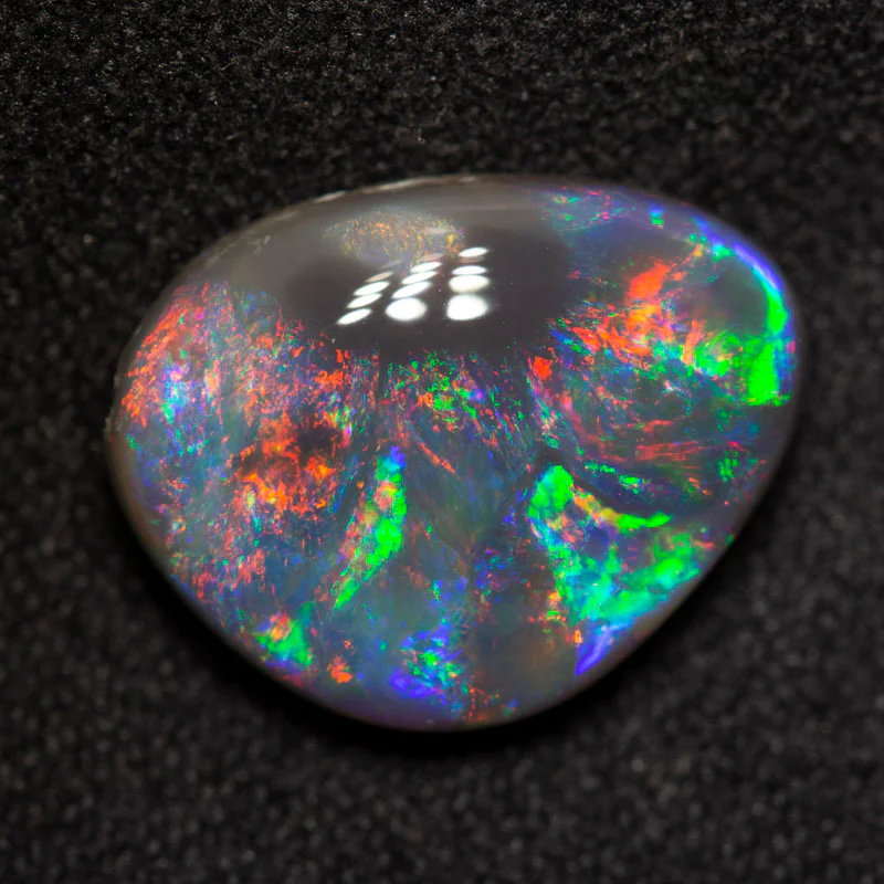 4.22 ct gem dark opal 13.8x10.7x4.9mm - Image 3